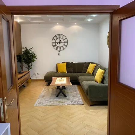 Maeva's Nest - Center * טיראנה